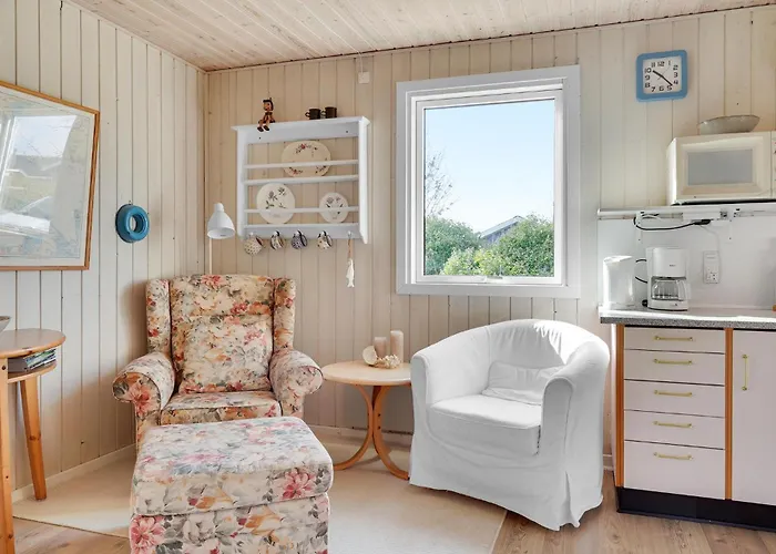 Дом отдыха Lovely In Juelsminde With Kitchen *